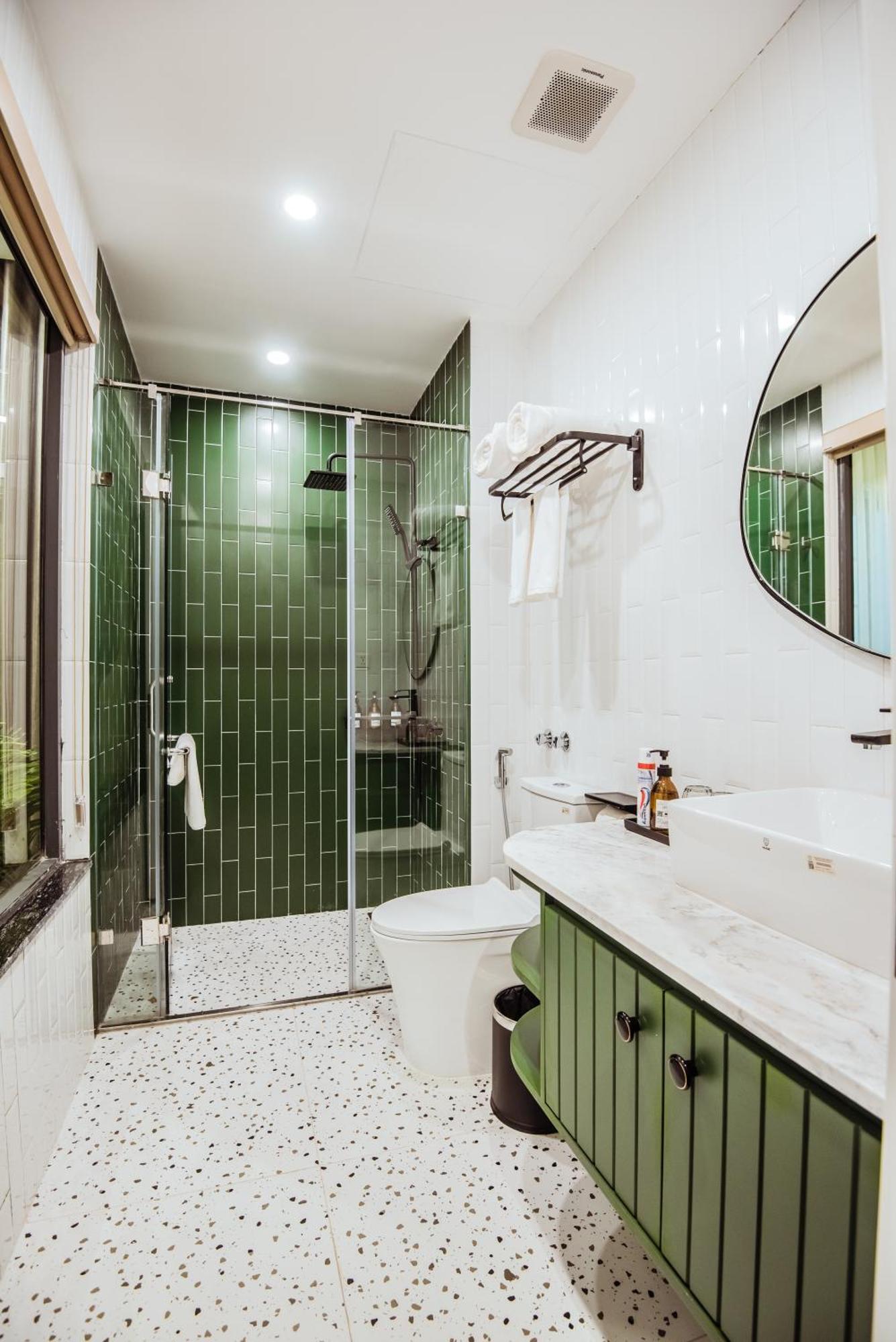 Ha Long Essence Boutique Hotel エクステリア 写真